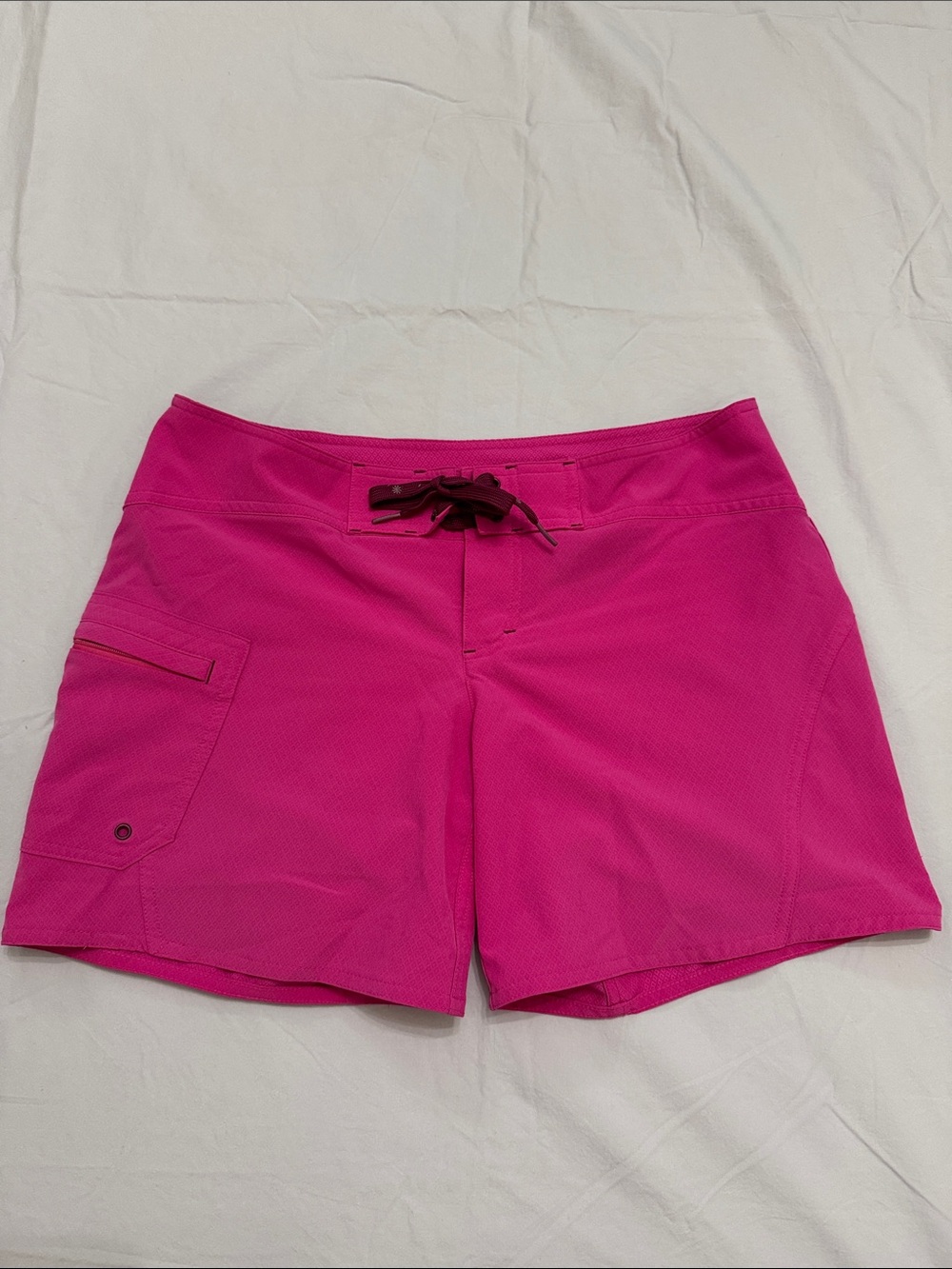 EUC | ATHLETA Board / Swim Shorts | Size 6
